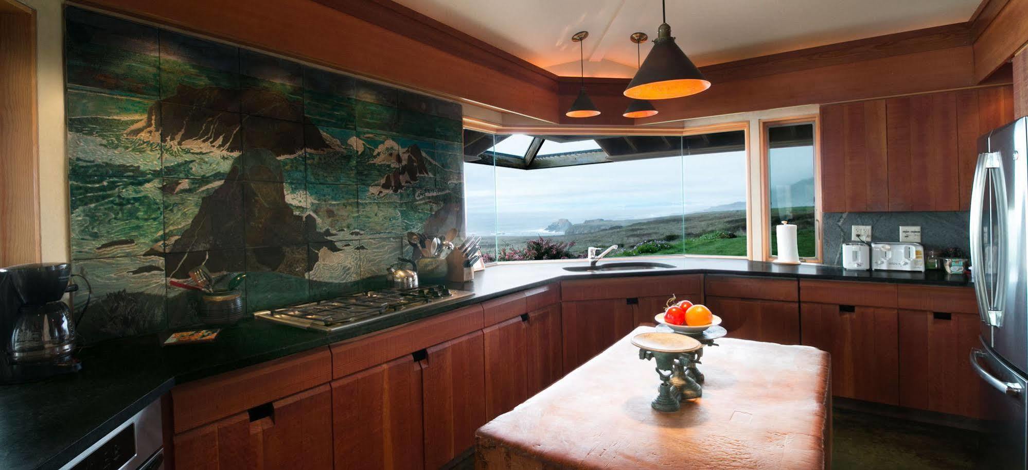The Inn At Newport Ranch 포르 브래그 외부 사진